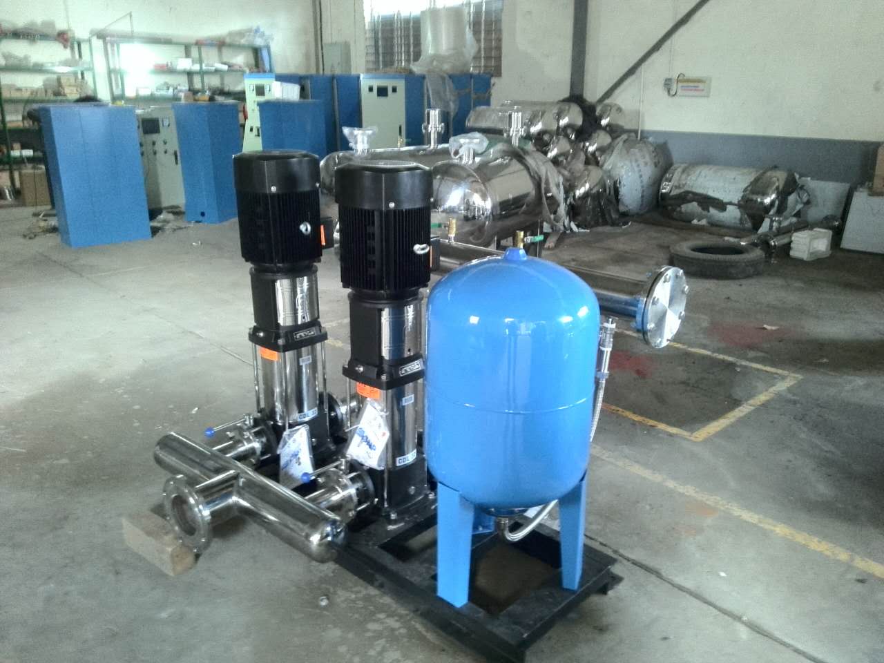 河源國電龍川山門前風電工程采購1.5KW恒壓設(shè)備+6T304水箱