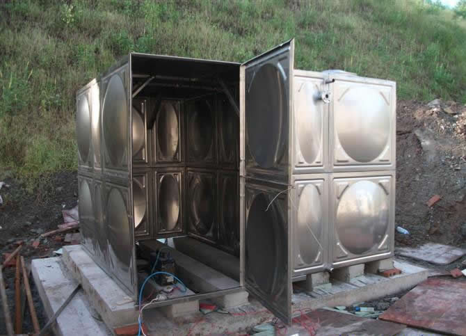 江西省吉安市安?？h滸坑鎮(zhèn)定做不銹鋼水箱